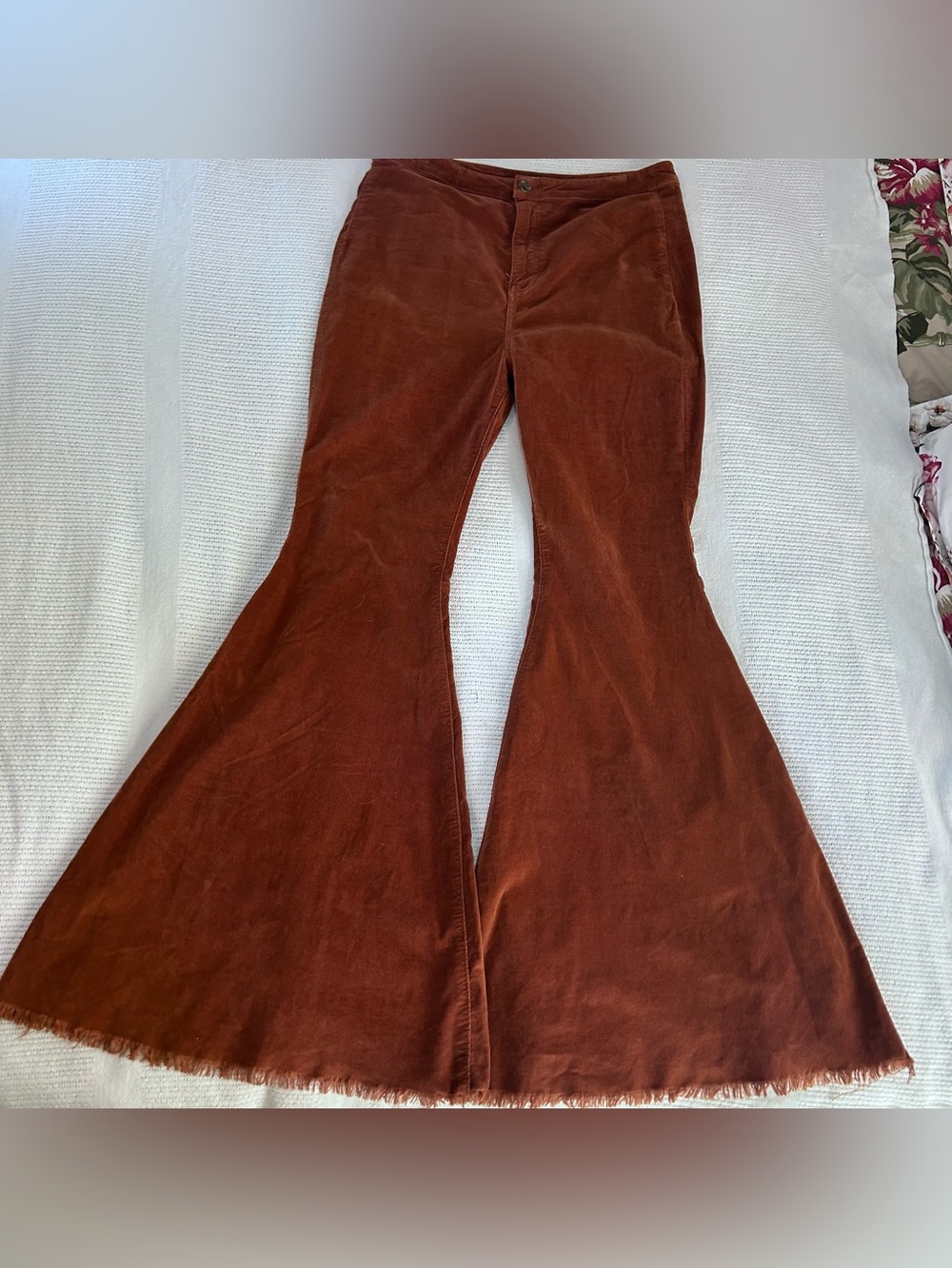 Free People Just Float on Flair Women’s 31 Corduroy Bell Bottom Pants Rust